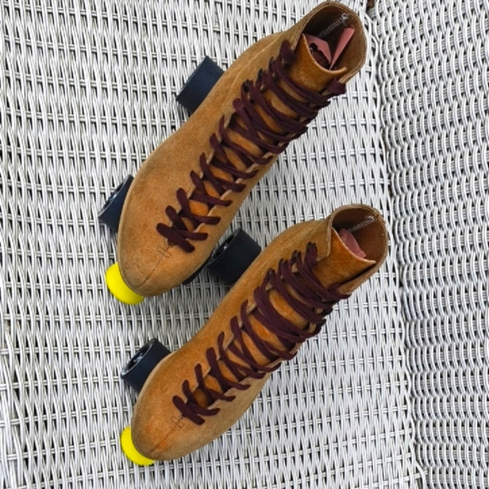 Riedell Vintage Red Wing Suede Roller Skates | Women's 8 | Sure Grip Jog… - Picture 4 of 16